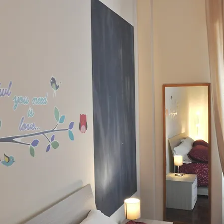 Apartment Penny Planets